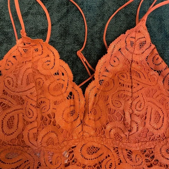 Victoria’s Secret Pink lace bralette. - Picture 2 of 6